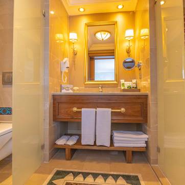 Superior Suite, Garden View